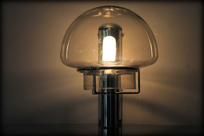 Vintage design wandlamp met 2 verschillende glazen kappen